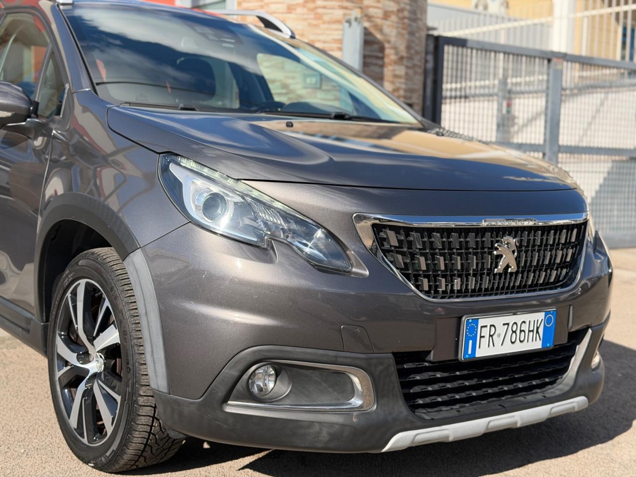 Peugeot 2008 ALLURE 1.5 100 cv-2018/NAVI/PELLE