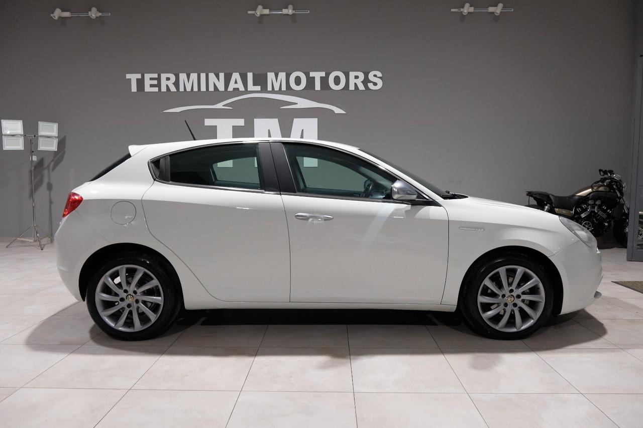 Alfa Romeo Giulietta 1.6 JTDm-2 105 CV Distinctive