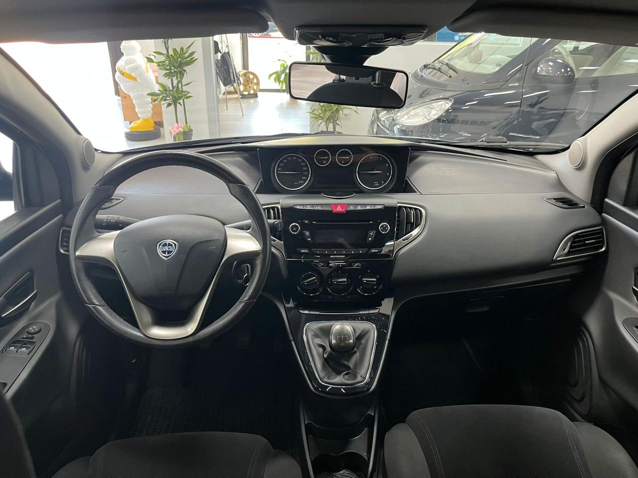 Lancia Ypsilon 1.3 mjt