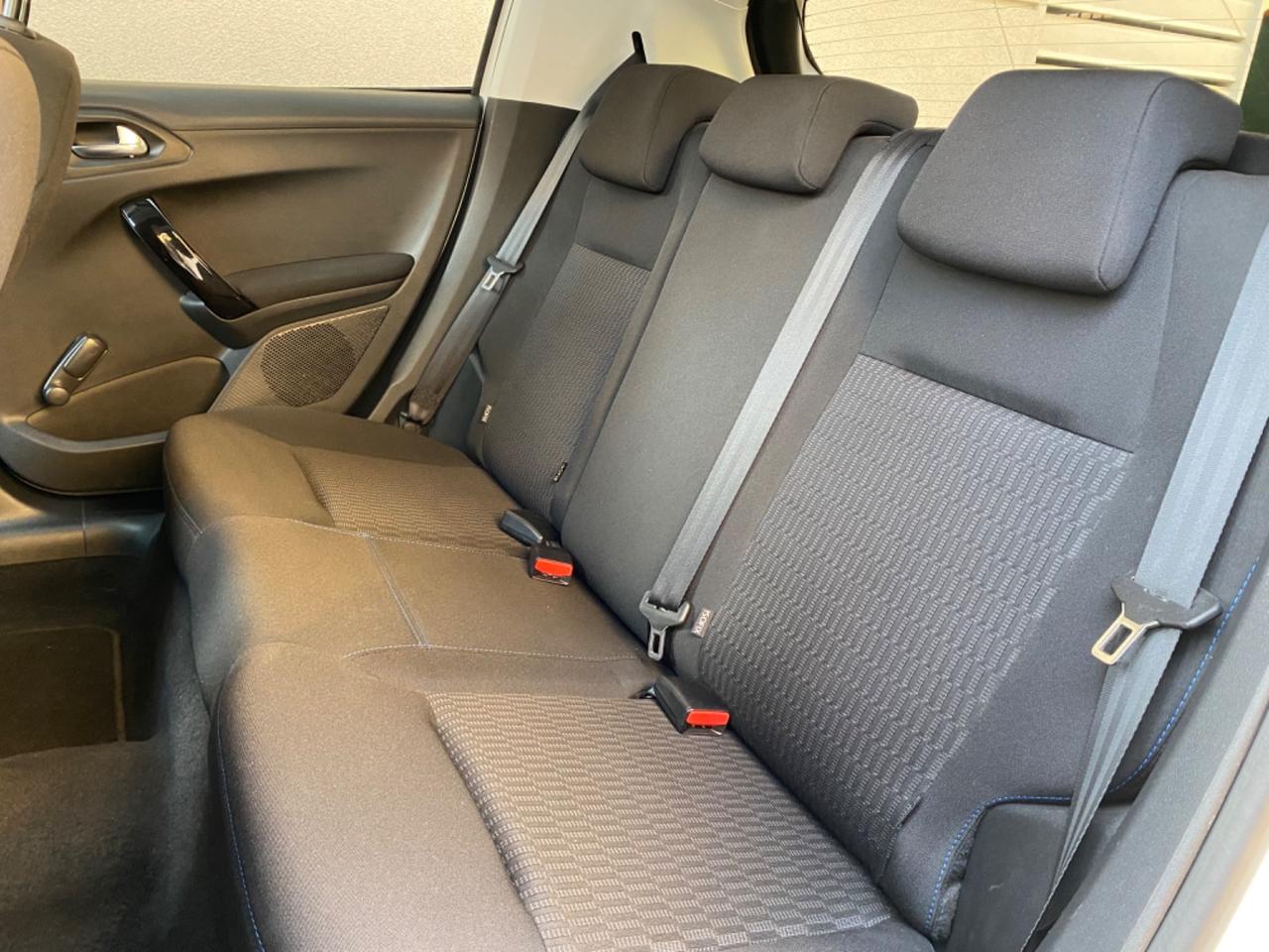 Peugeot 208 1.2 Benzina Signature