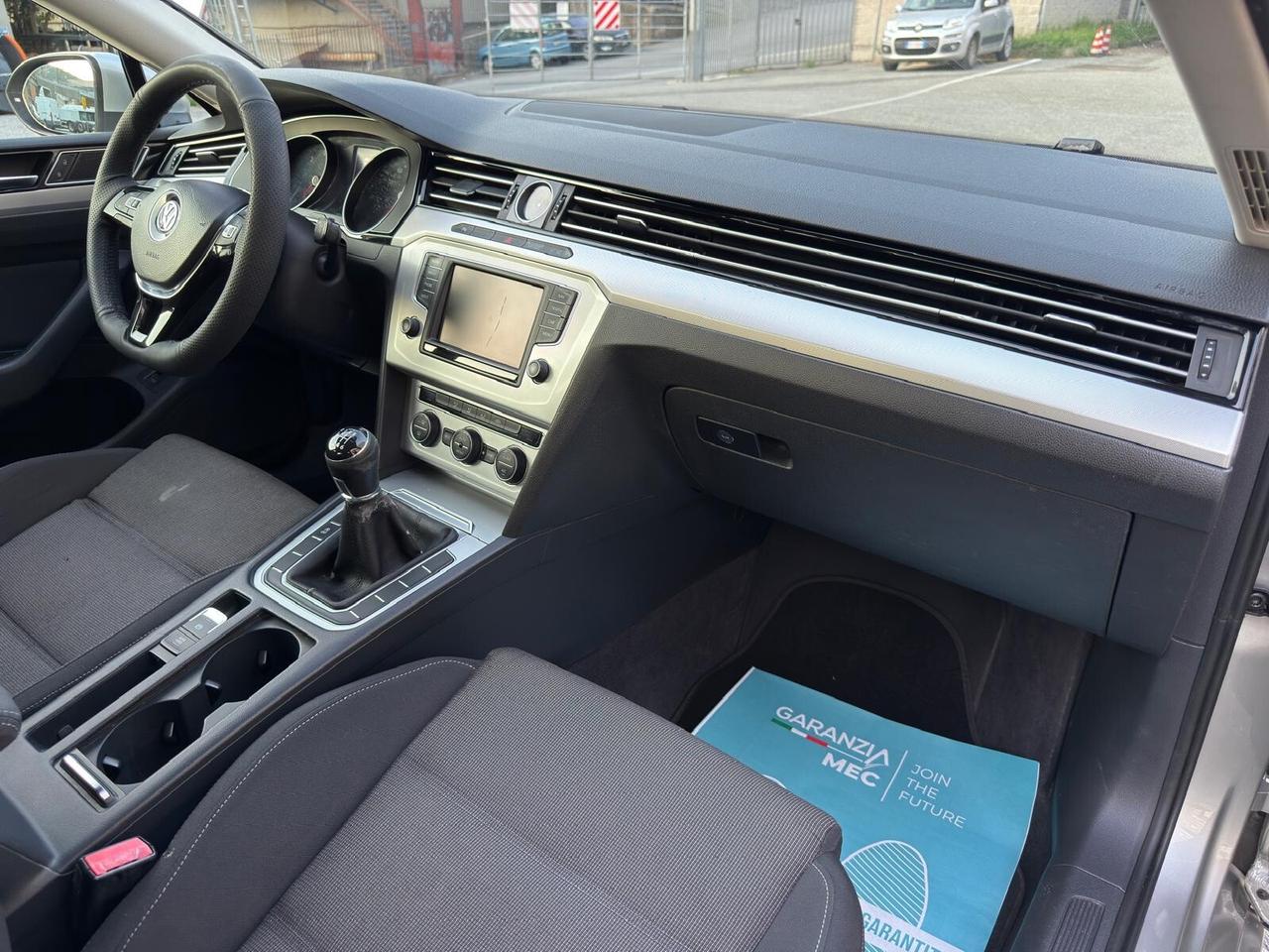 VOLKSWAGEN PASSAT BERLINA 2.0 tdi HIGHLINE EURO 6