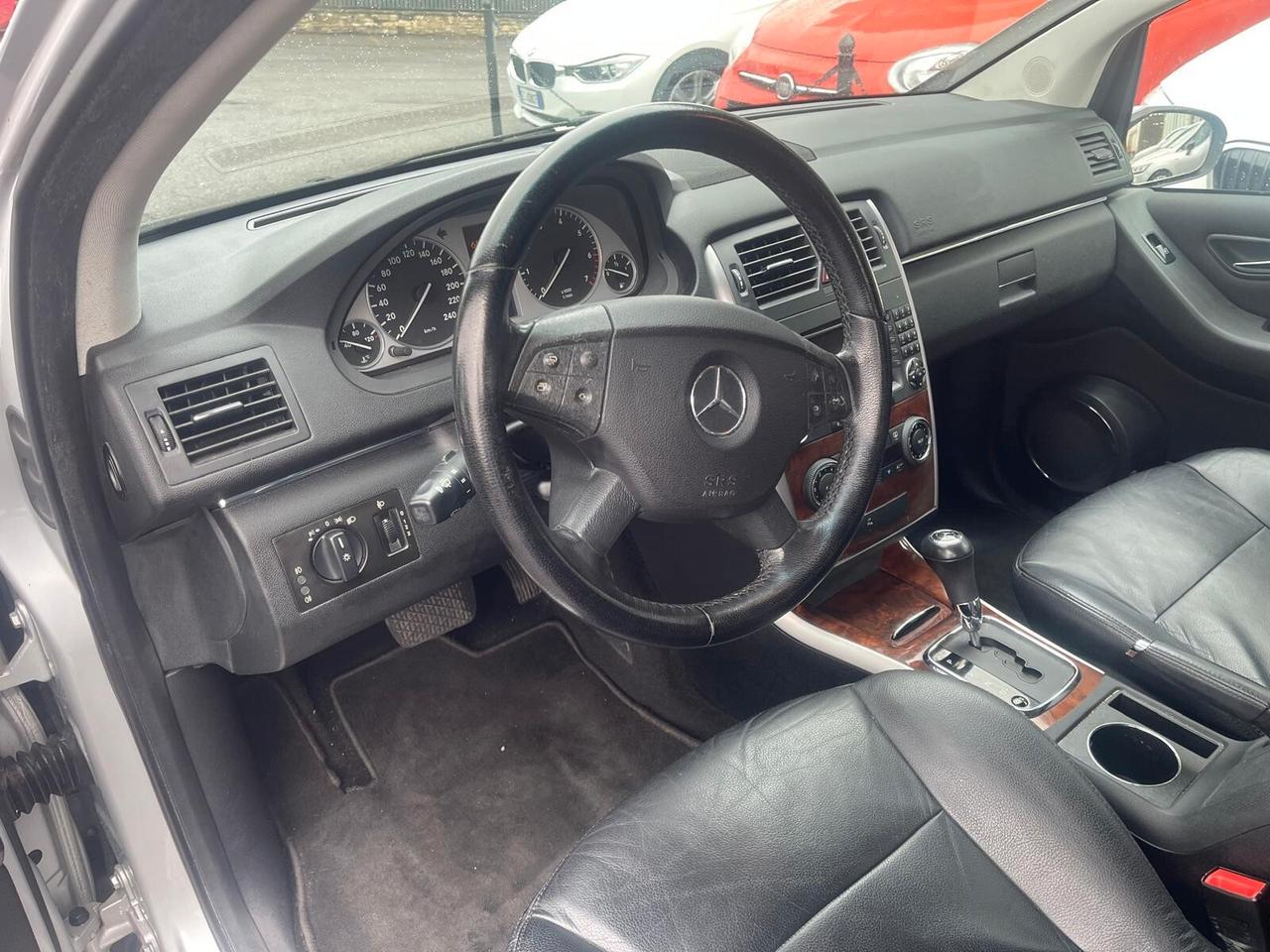 Mercedes-benz B 200 Turbo Sport