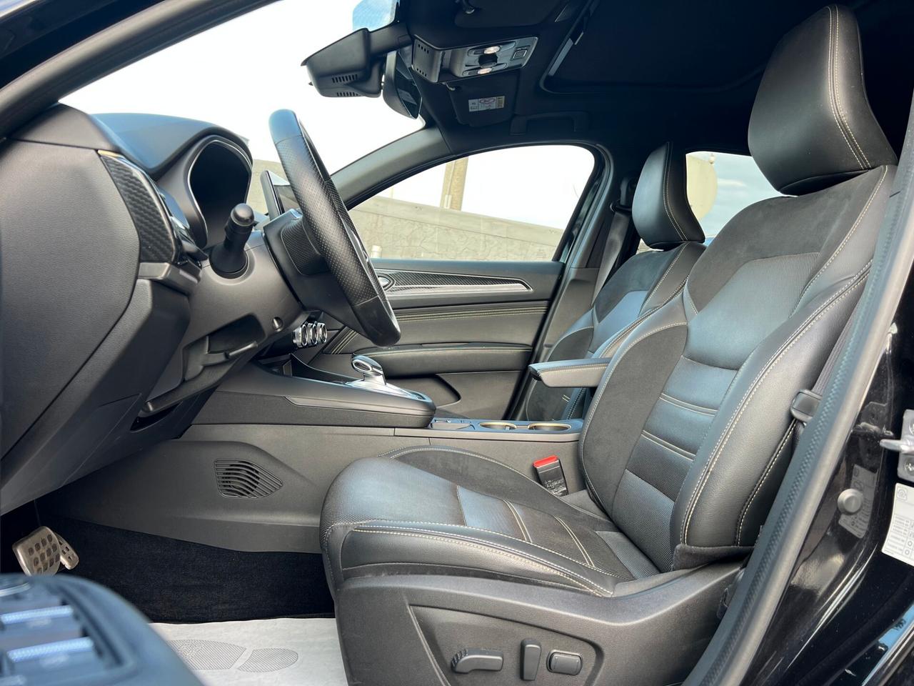 Renault Arkana Full Hybrid E-Tech 145 CV Engineered/TETTO PANORAMICO APRIBILE, SEDILI RISCALDABILI E VOLANTE