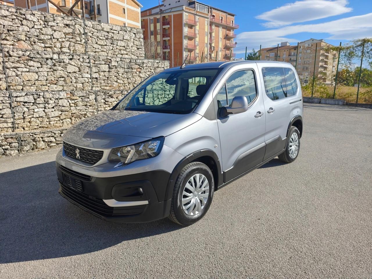 Peugeot Rifter BlueHDi 100 S&S Active Prezzo IVA Inclusa, Navi, FULL!