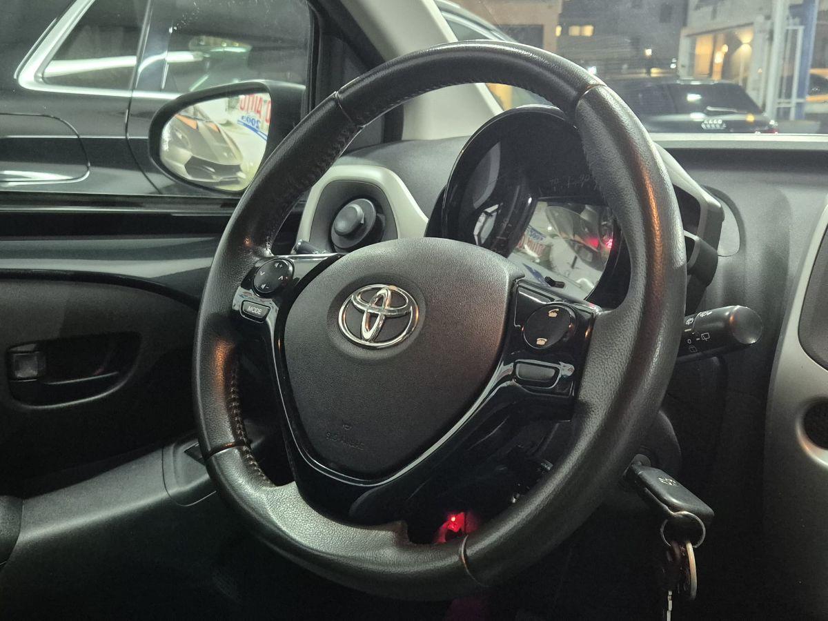 TOYOTA - Aygo - 1.0 VVT-i 69 CV 5 porte x-clusiv