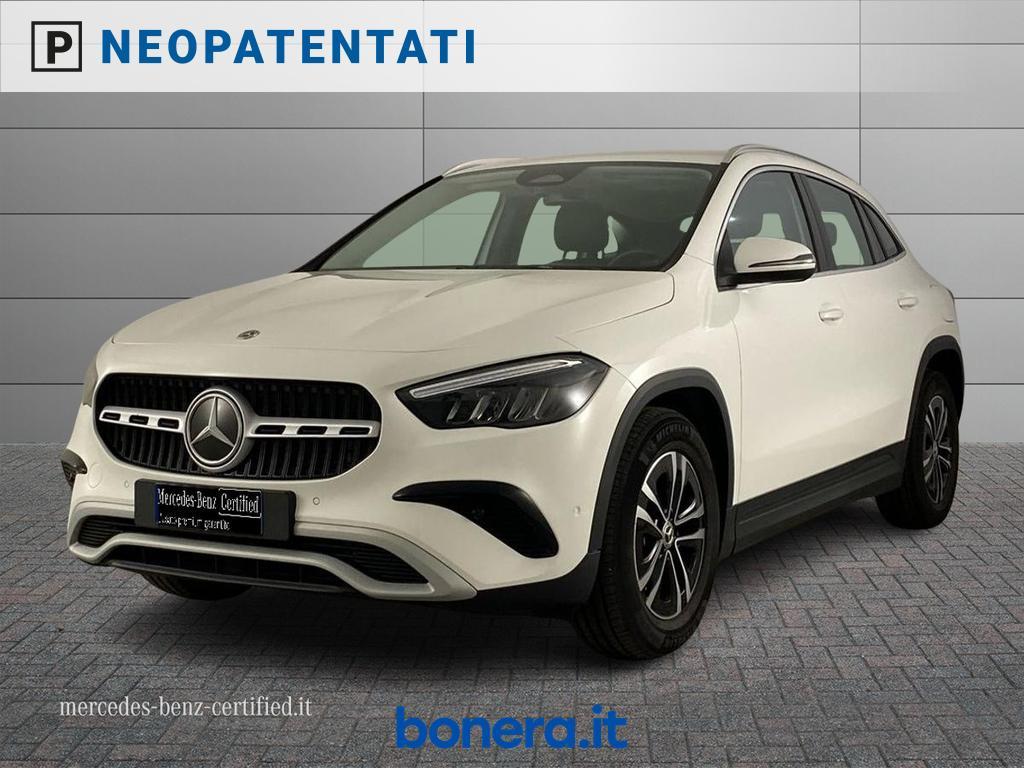 Mercedes GLA 180 180 D Advanced 8G-DCT
