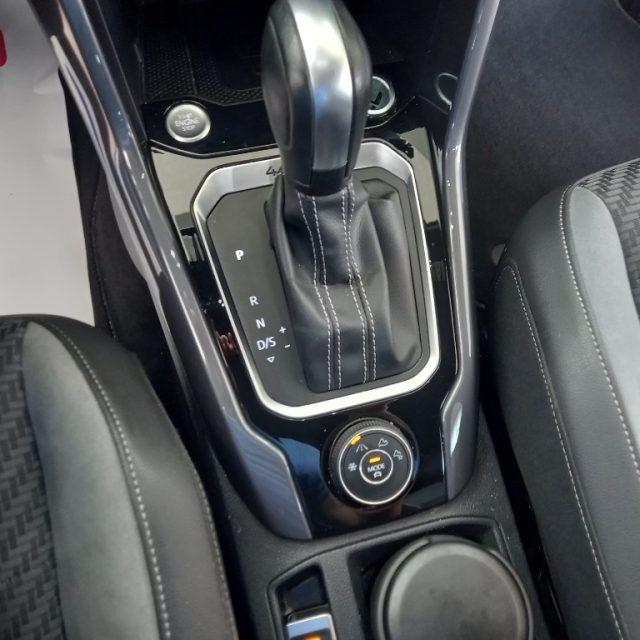 VOLKSWAGEN T-Roc 2.0 TDI SCR 190 CV DSG 4MOTION R-DESIGN