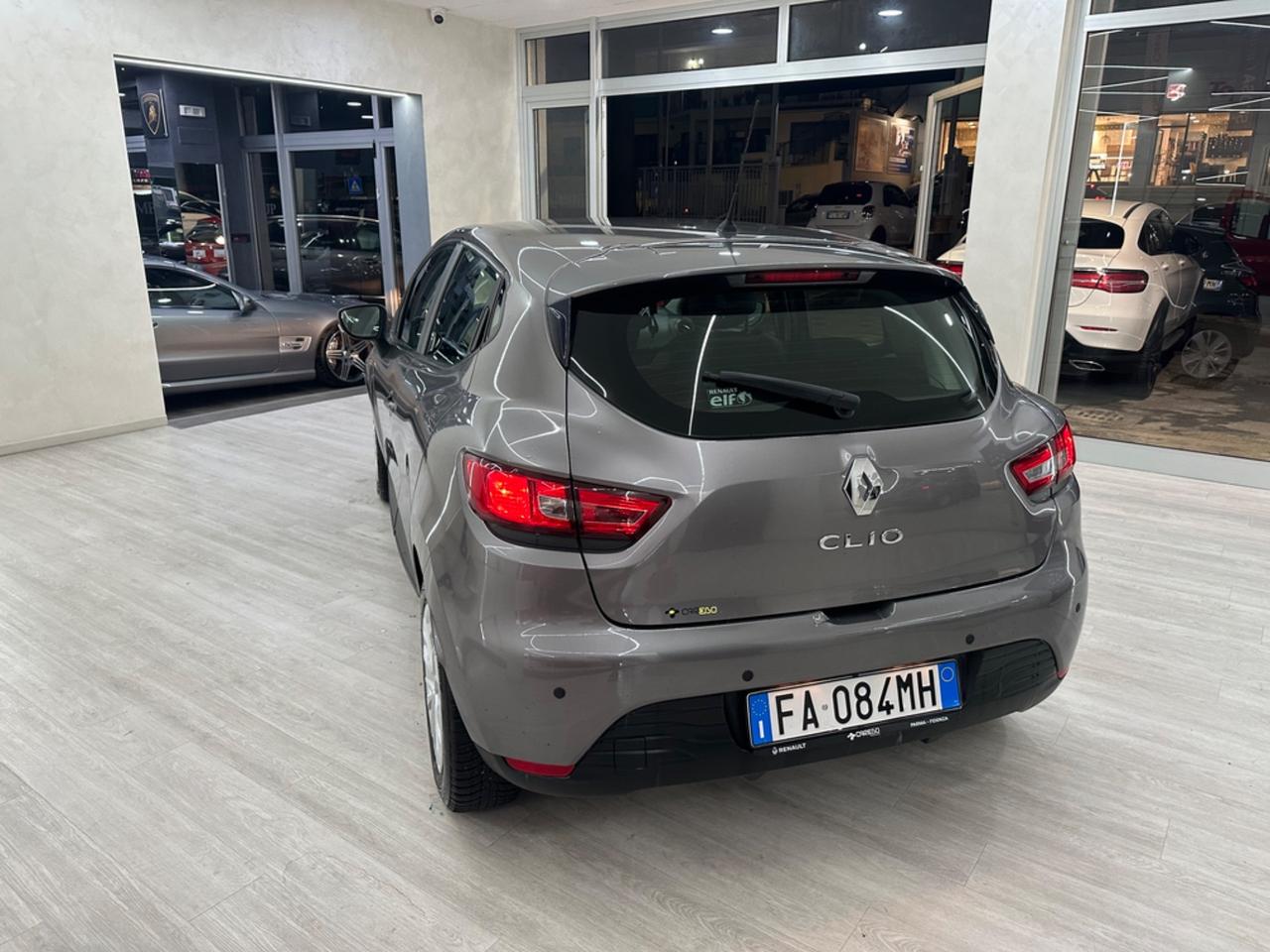 Renault Clio 1.2 75CV 5 porte Wave