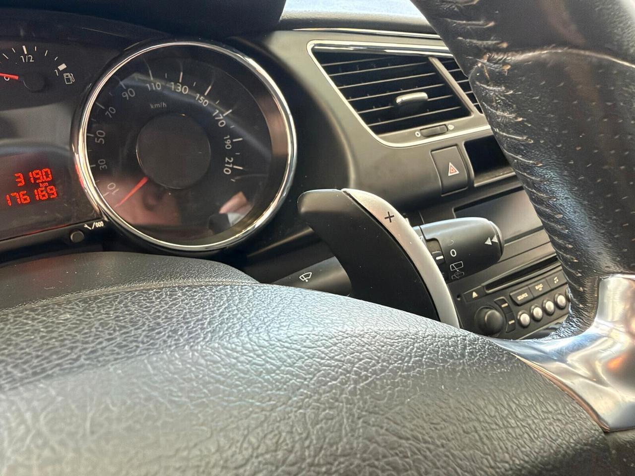 PEUGEOT 3008 STYLE 1.6 DIESEL 115CV AUTOMATICA