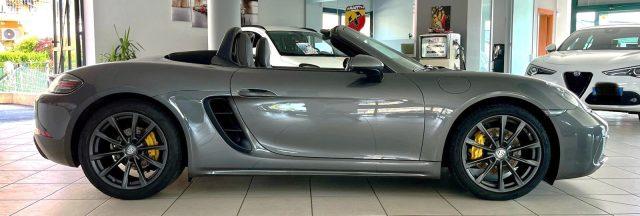 PORSCHE 718 Spyder Boxster 2.0