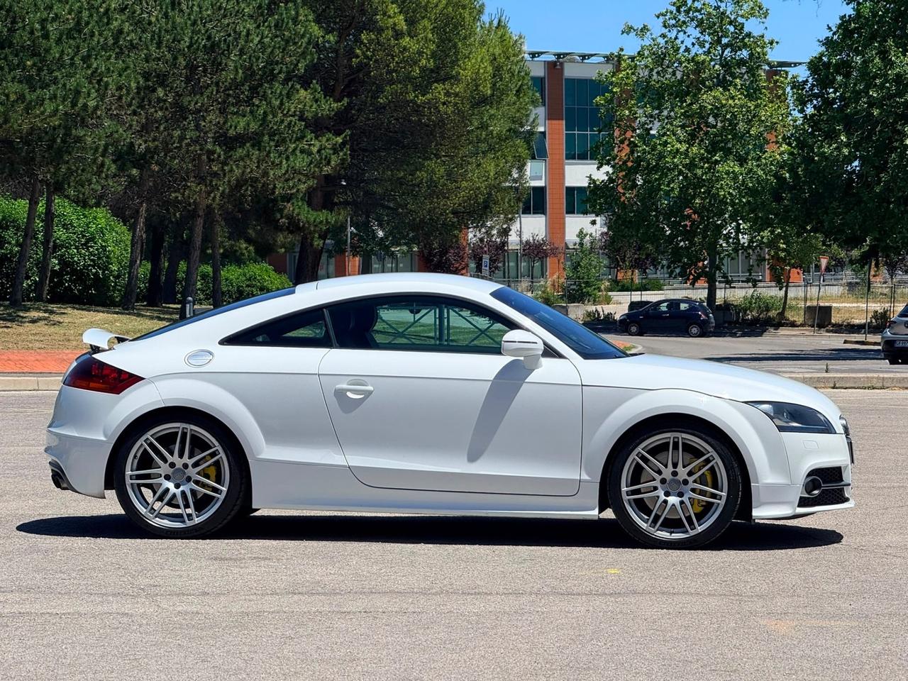 Audi TT TTS Coupé 2.0 272 CV TFSI quattro S tronic