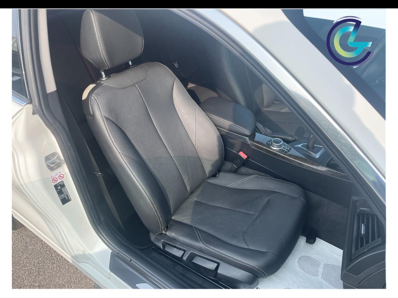 BMW Serie 2 F22 Coupe - 218d Coupe Advantage 150cv auto my18