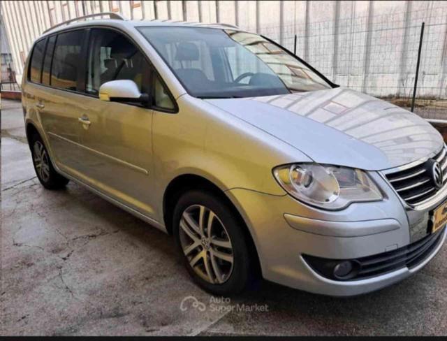 VOLKSWAGEN Touran 2.0 16V TDI Highline 7 porte