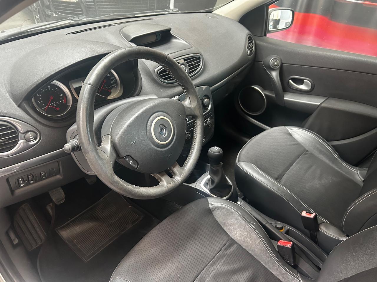 Renault Clio 1200 benzina x neopatentati