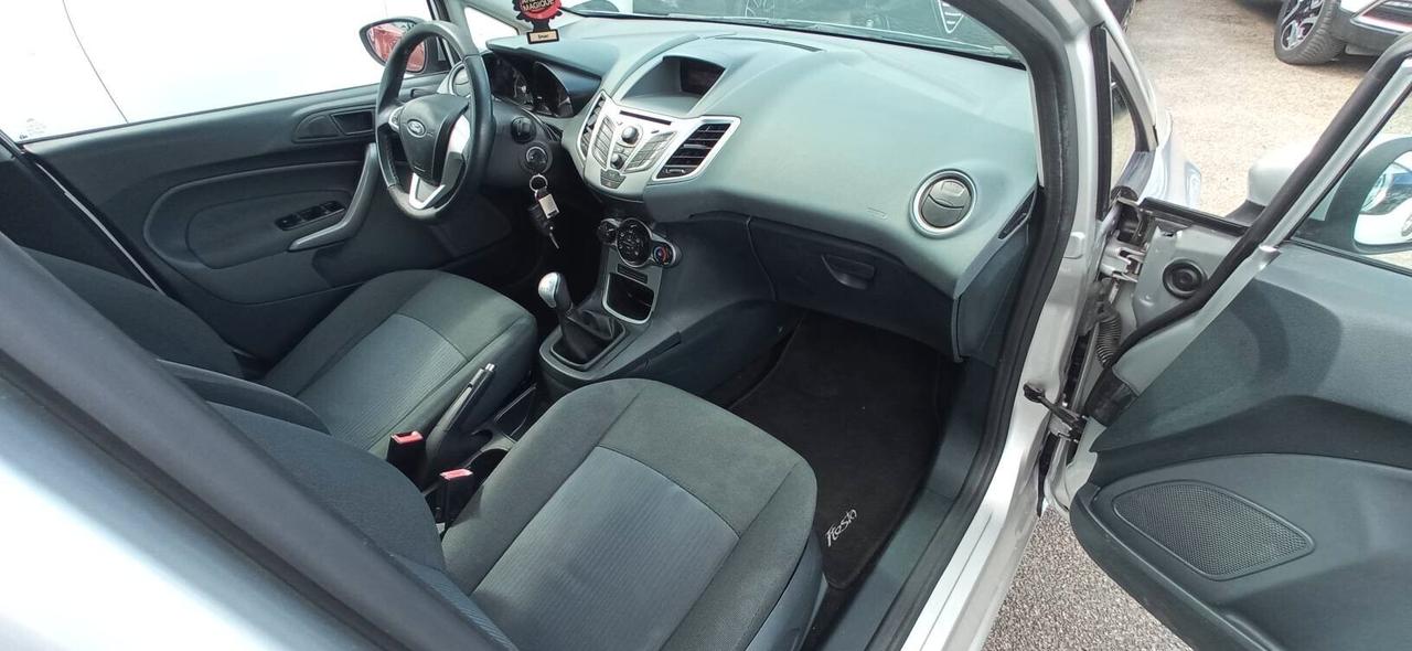 Ford Fiesta 1.4 TDCi LEGGI!