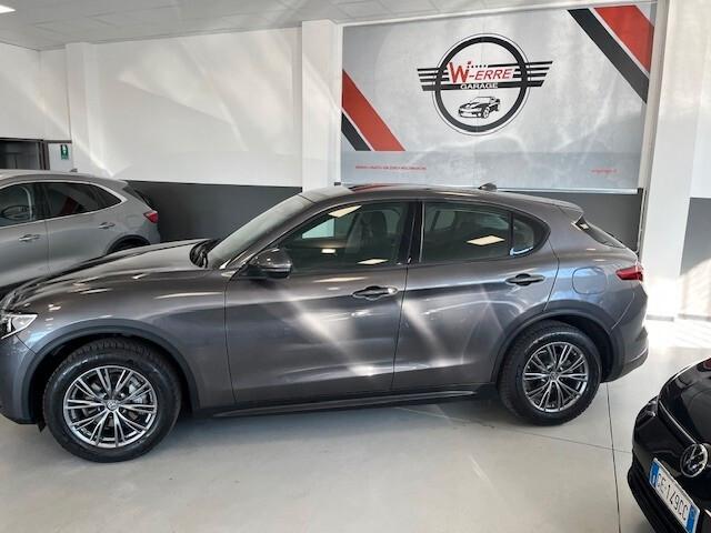 Alfa Romeo Stelvio 2.2 Turbodiesel 190 CV AT8 Q4 Business