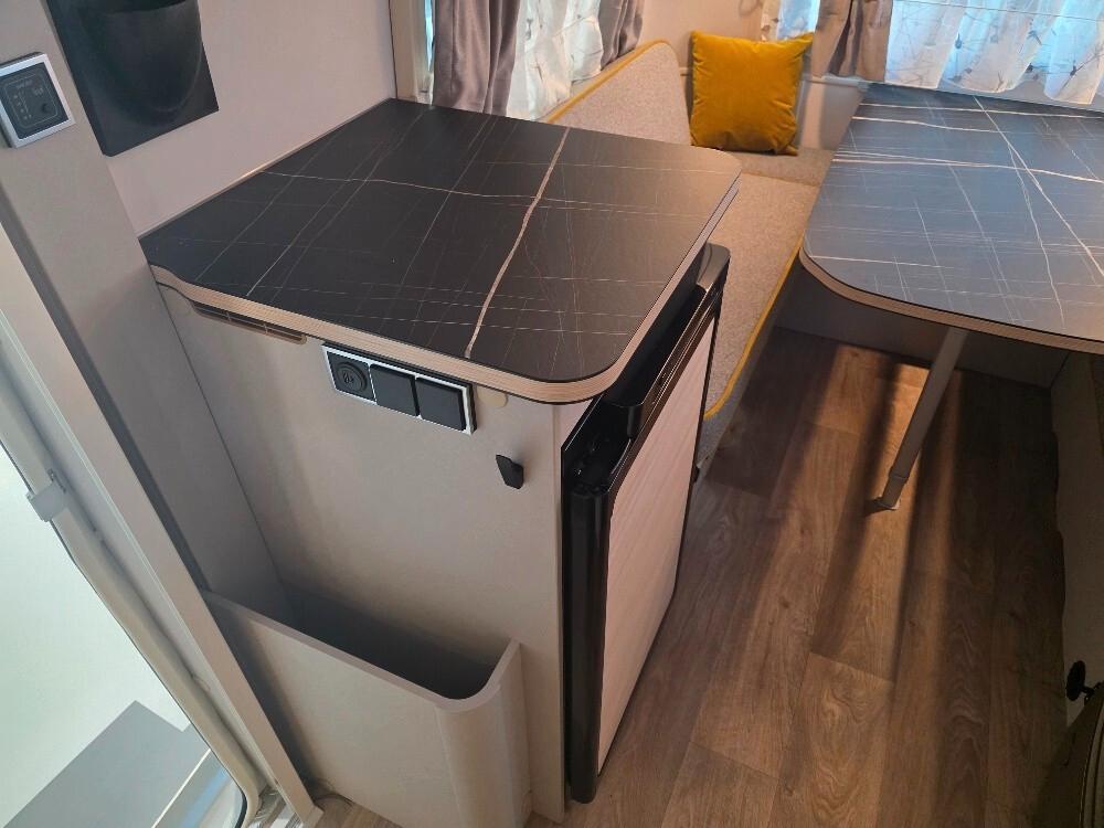 CARAVAN HYMER ERIBA TOURING 320 URBAN