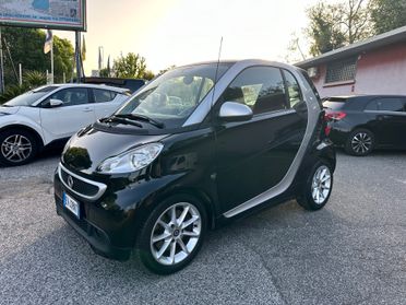 Smart ForTwo 1000 52 kW MHD coupé passion Service Permute Rate Garanzia