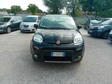 Fiat Panda 1.3 MJT 95 CV 4x4 con Gancio e Carrello