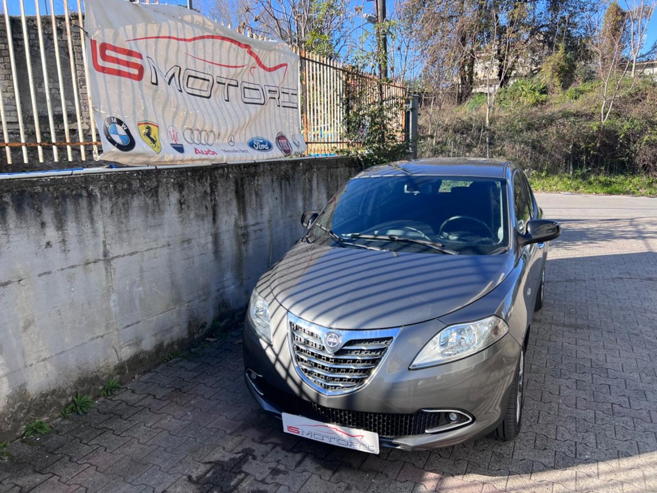 Lancia Ypsilon 1.3 MJT 16V 95 CV 5 porte S&S Gold Blockshaft