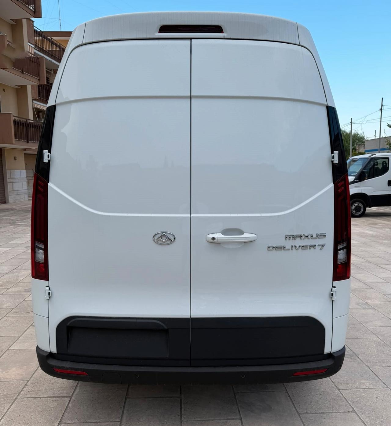 Maxus furgone Deliver 7 tetto alto