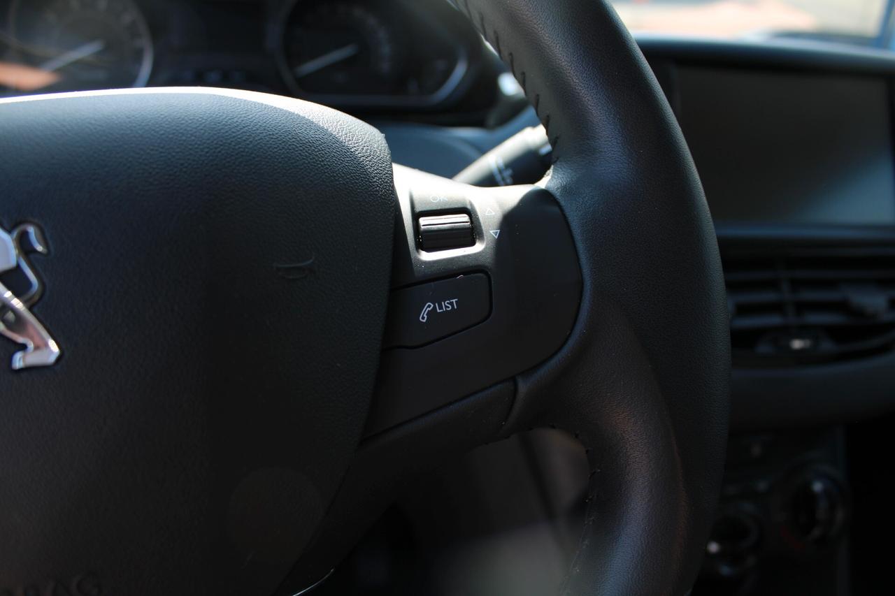 Peugeot 2008 1.2 PureTech 82 Allure