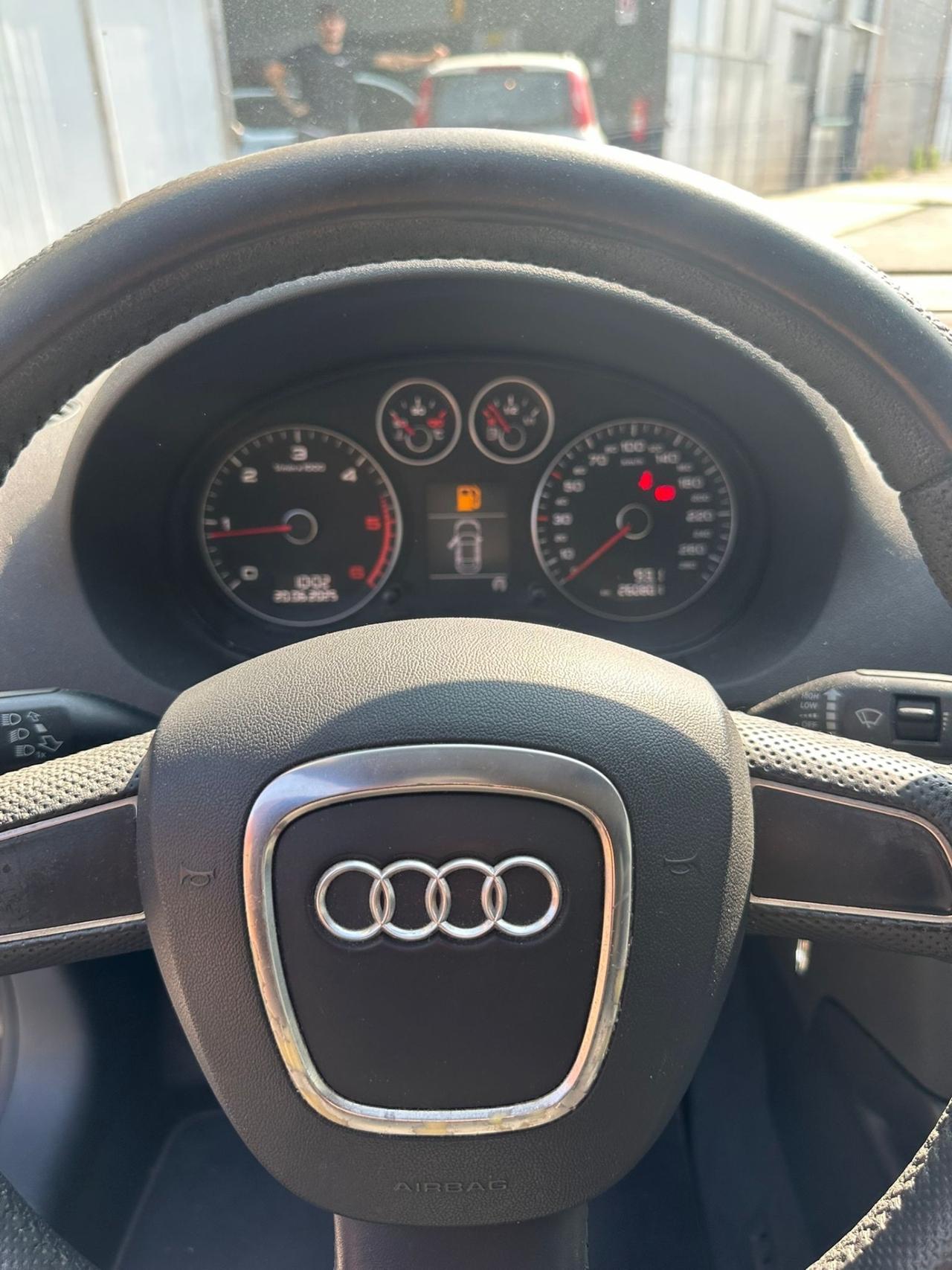 Audi A3 1.6 TDI 105 CV CR Ambition