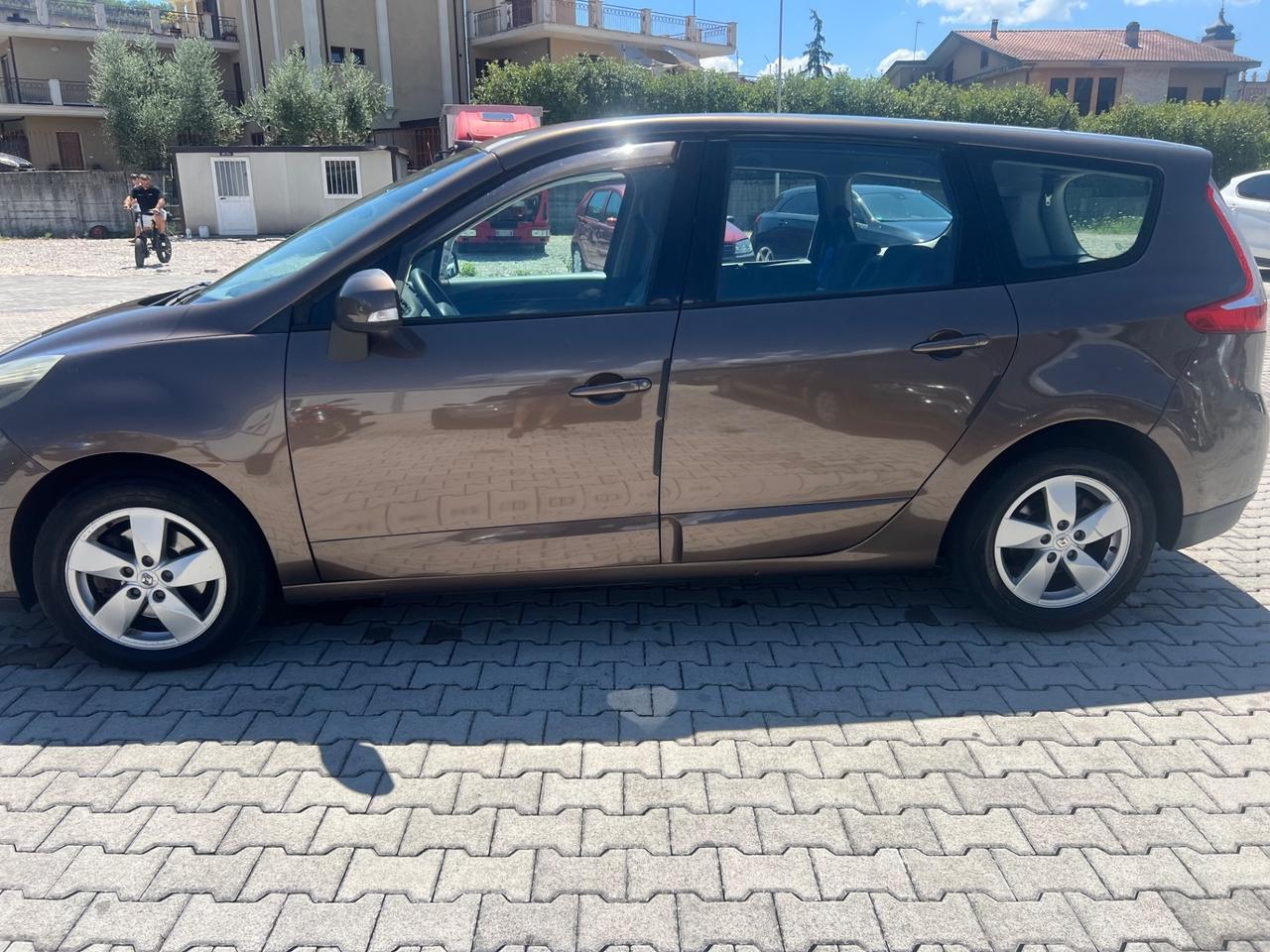 Renault Scenic Scénic 1.9 dCi 130CV Luxe