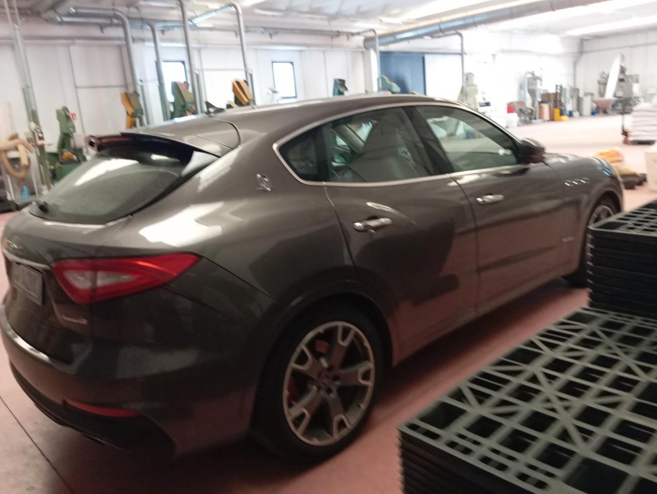 Maserati Levante V6 Diesel AWD Gransport