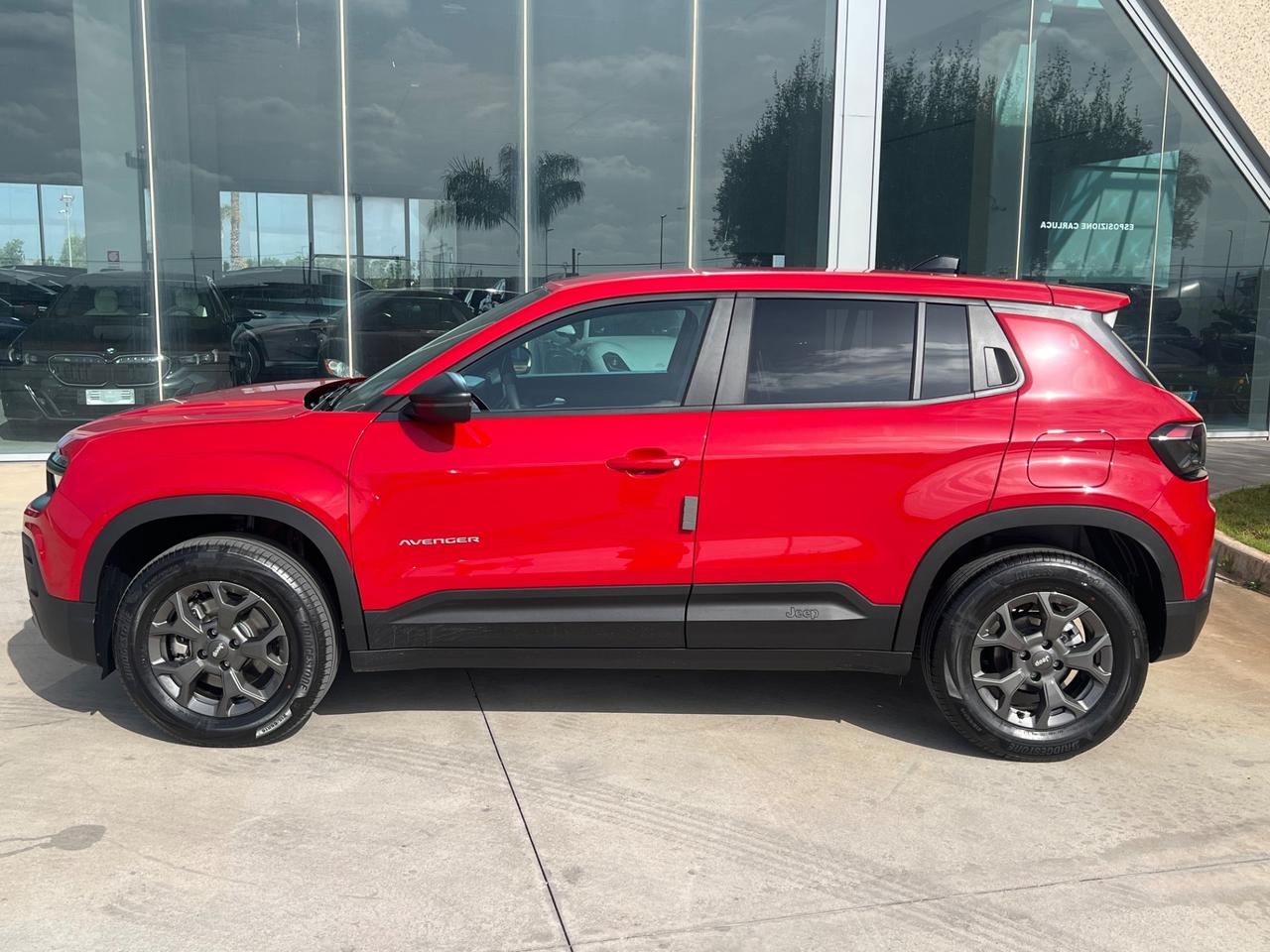 Jeep Avenger 1.2 Turbo 110 CV e-Hybrid Longitude - possibilità noleggio no scoring
