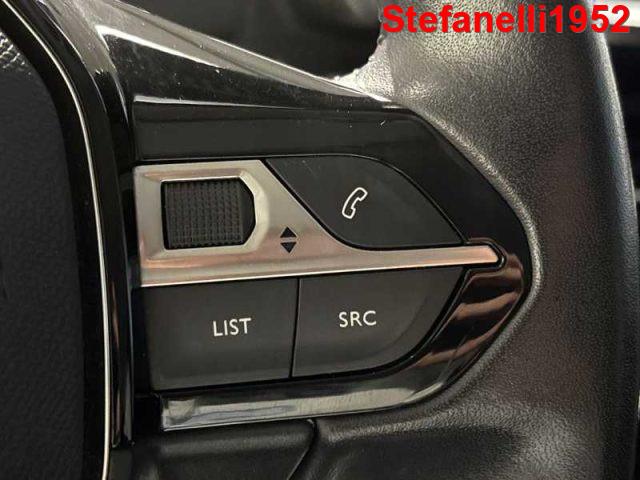 PEUGEOT 2008 II 2020 - 1.5 bluehdi Active s&s 100cv