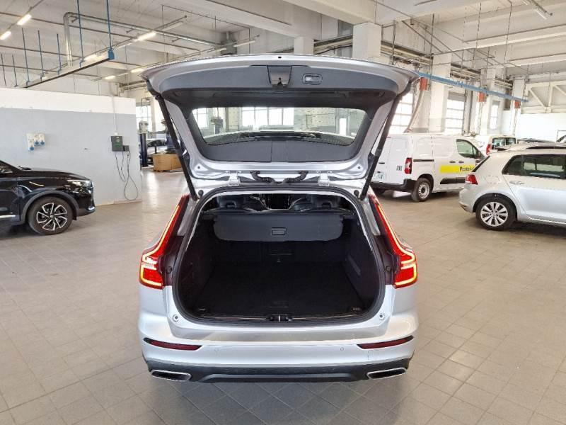 Volvo V60 2.0 D4 Business Plus AWD Geartronic