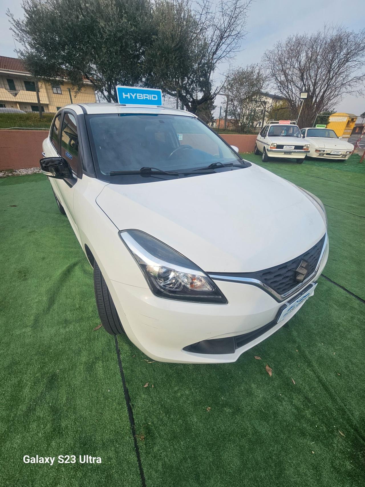 Suzuki Baleno 1.2 Hybrid B-Top