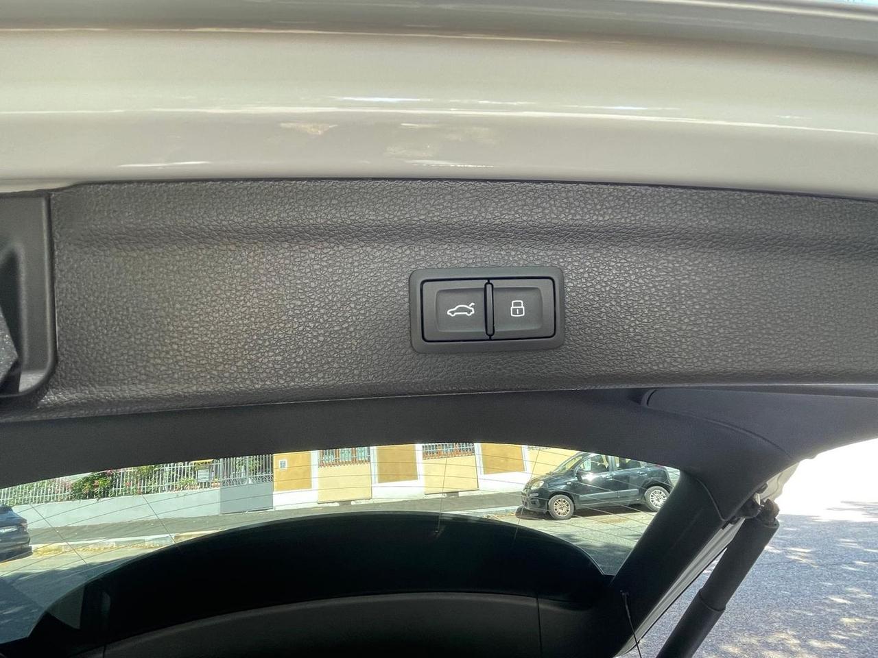 Audi Q3 S Line 1.5 35 TFSI #11556