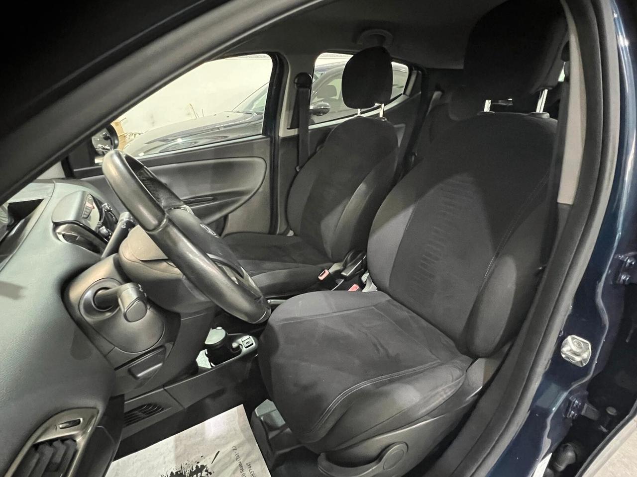 Lancia Ypsilon 1.2 69 CV - 30th Anniversary - 2015