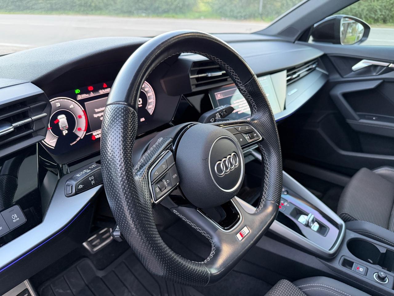 Audi A3 SPB 35 TDI Identity Black