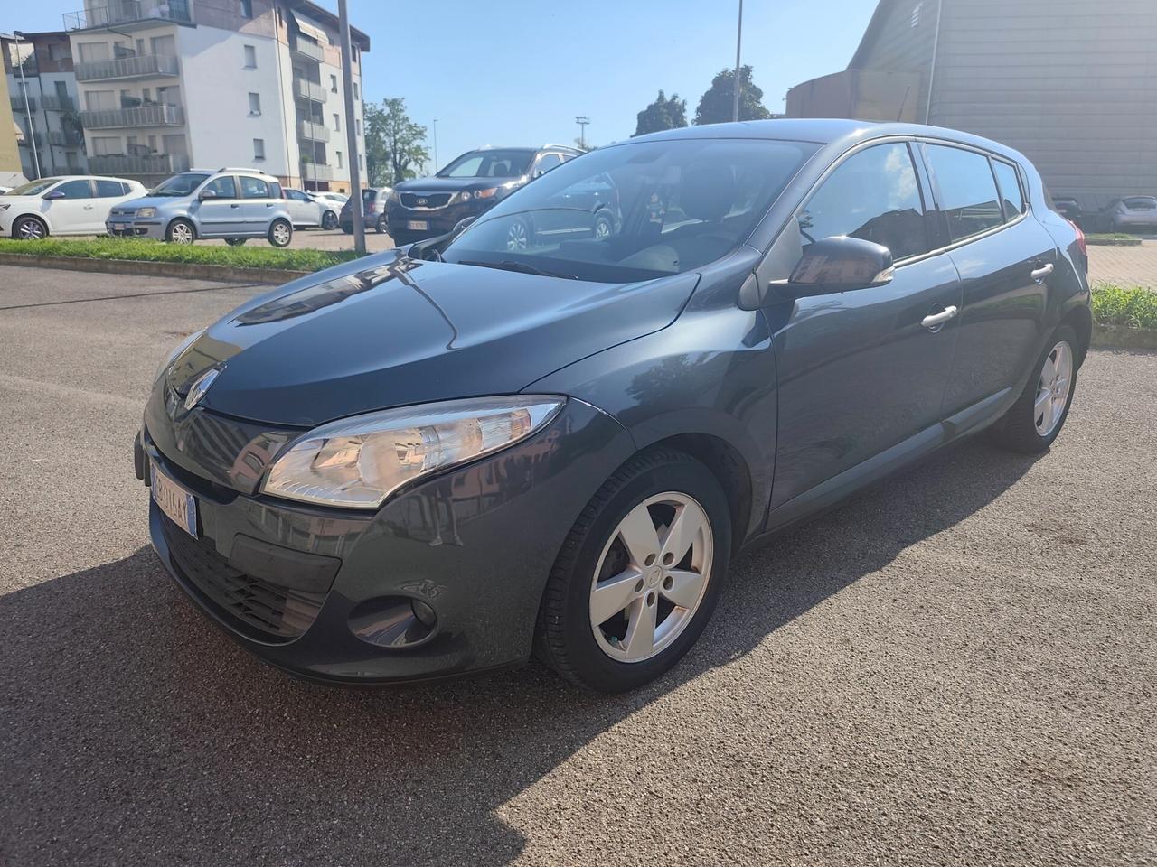 Renault Megane 1.6 Benz euro 4 cinghia fatta