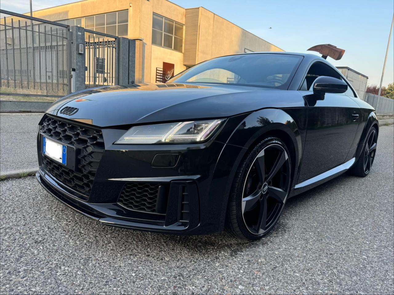 Audi TTS S tronic Quattro