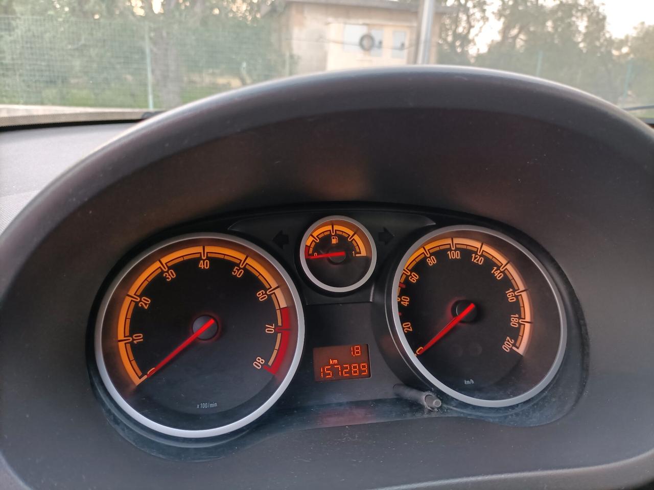 Opel Corsa 1.2 5 porte Club