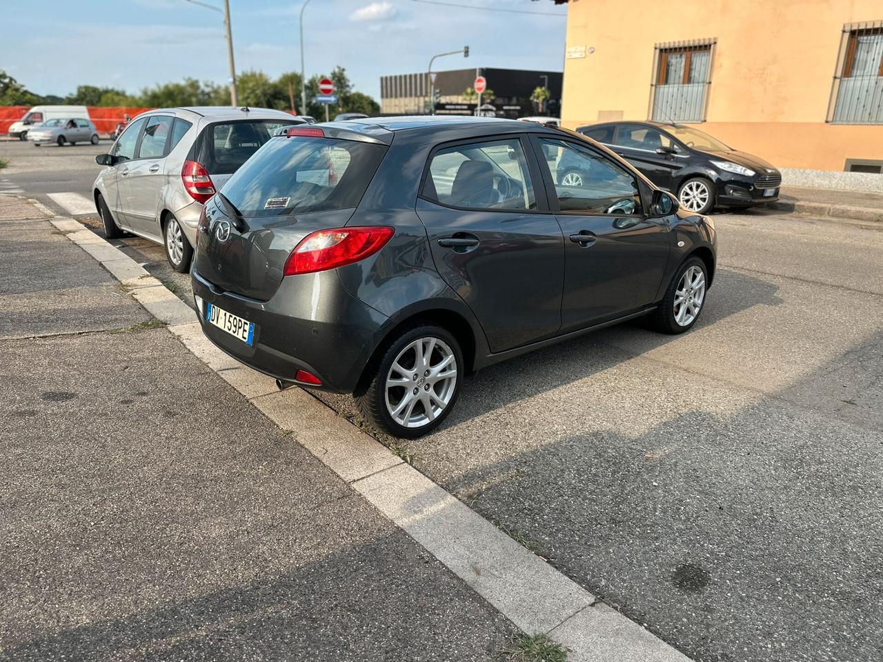 Mazda 2 Mazda2 1.3 16V 86CV 5p. Sport Gen. '09