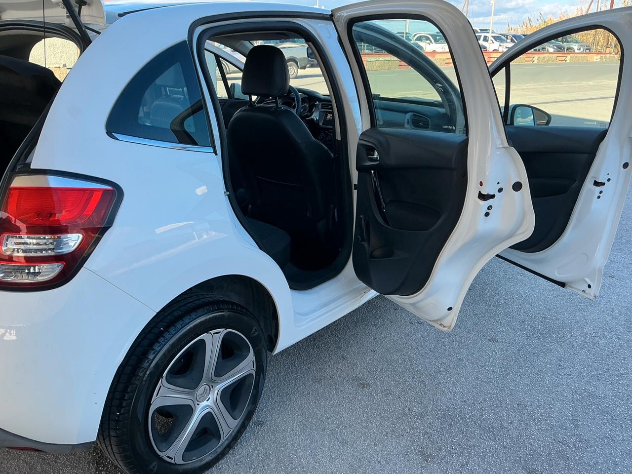Citroen C3 PureTech 82 Live Edition