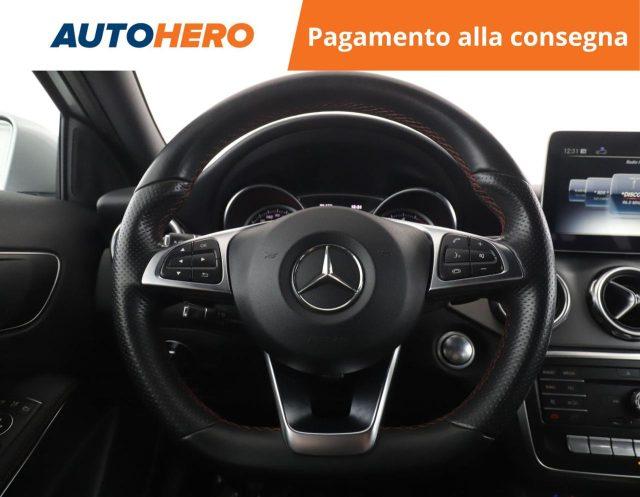 MERCEDES-BENZ GLA 200 d Automatic Premium