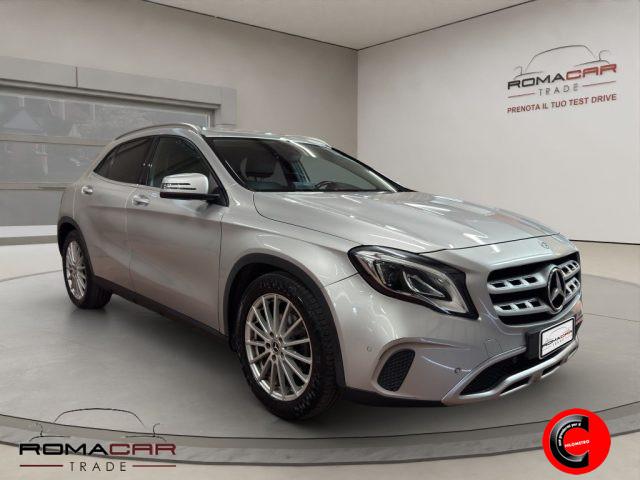 MERCEDES-BENZ GLA 180 AUTOMATICA! PELLE FARI LED NAVI SENSORI TELECAMERA