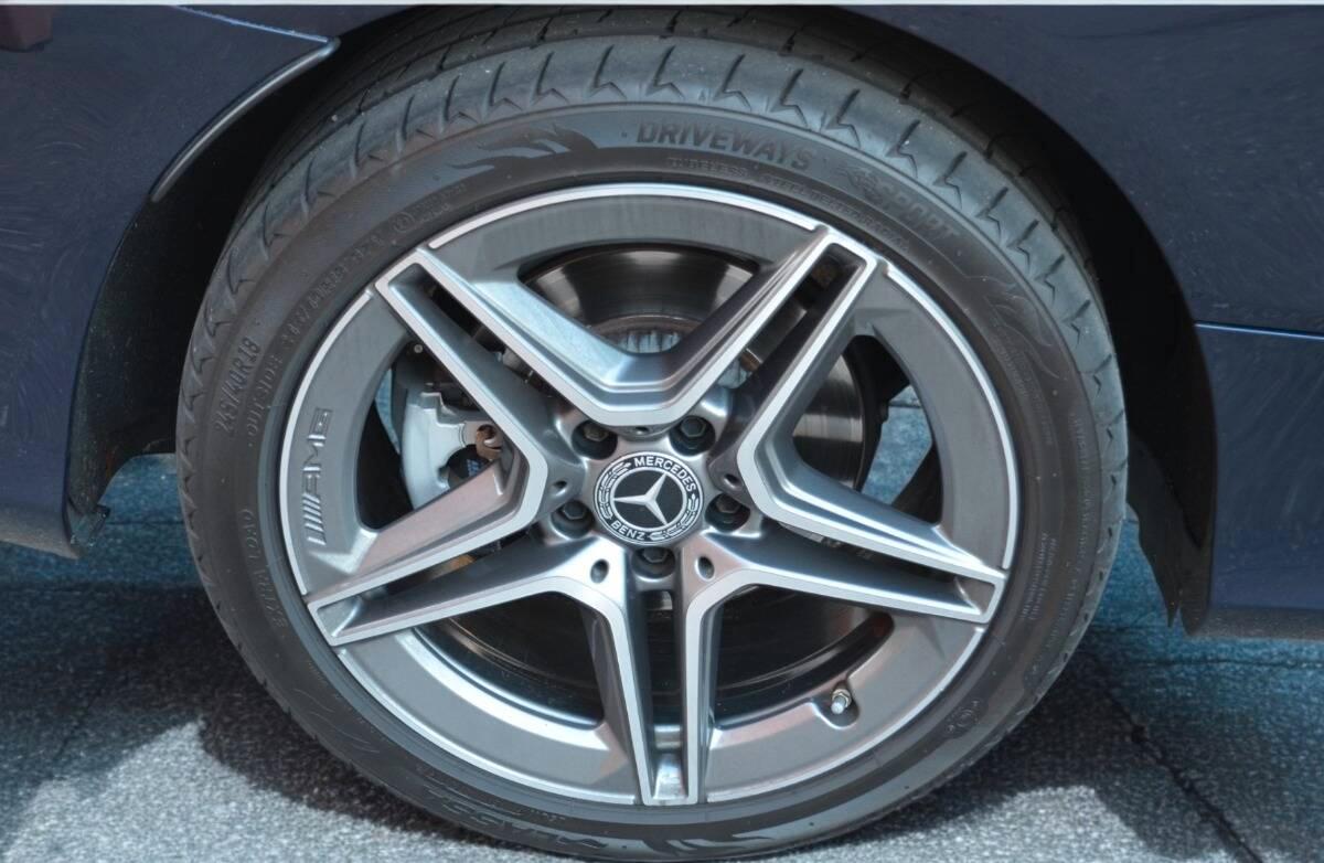 Mercedes Classe C Coupé Classe C 180 - 2018 Coupe AMG line 156 CV + 44