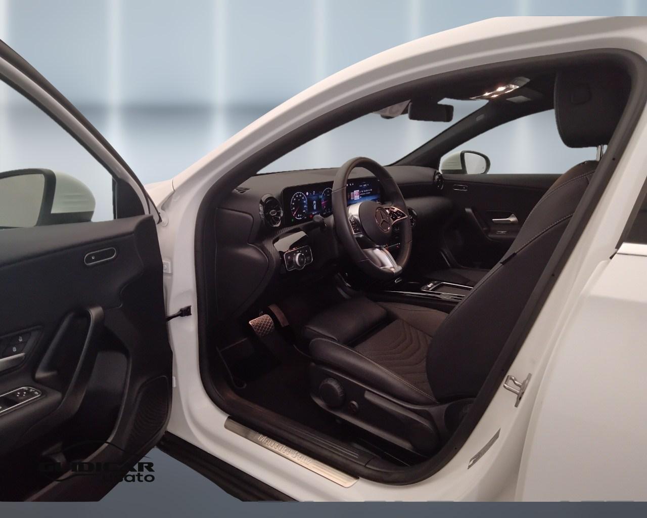 Mercedes-Benz Classe A - W177 2023 - A 180 d Advanced auto