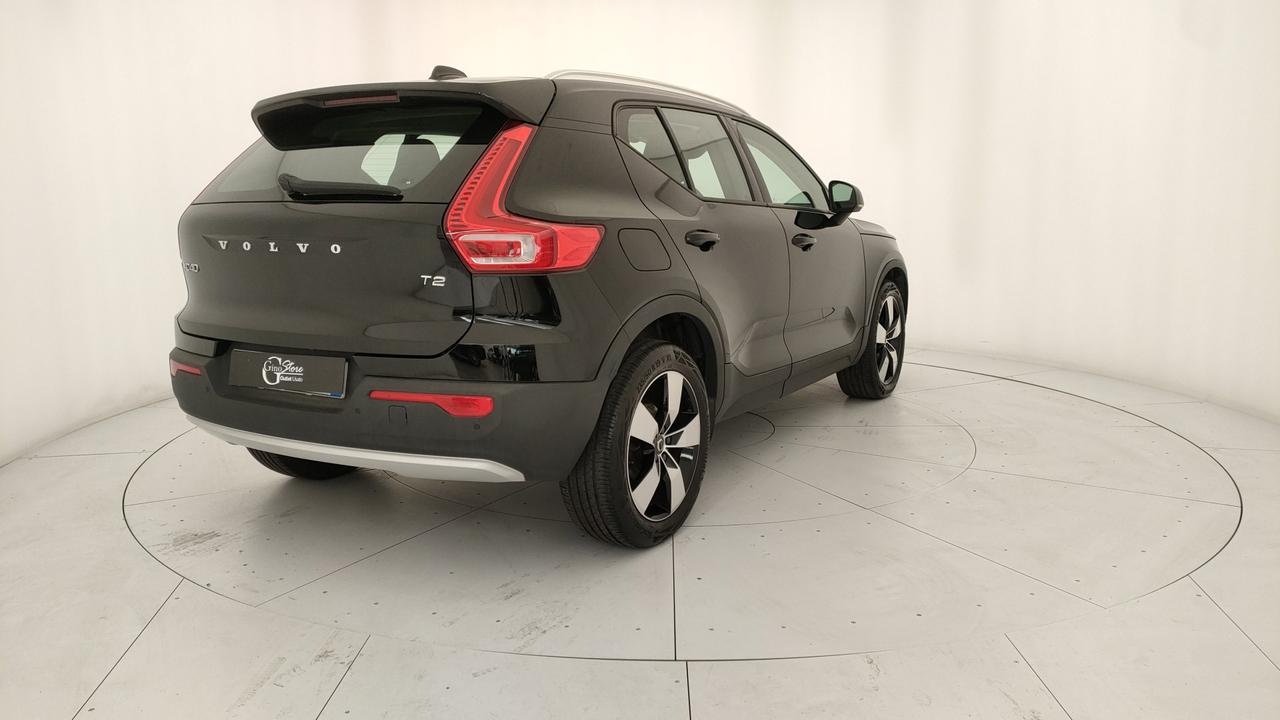 VOLVO XC40 - XC40 1.5 t2 Momentum Pro my21