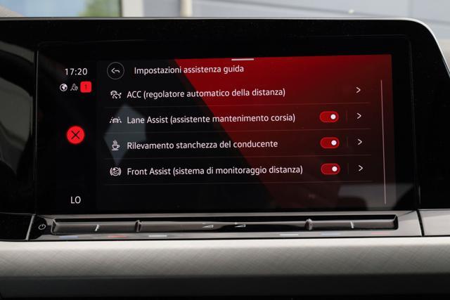 VOLKSWAGEN Golf Variant 1.0 eTSI EVO DSG Life