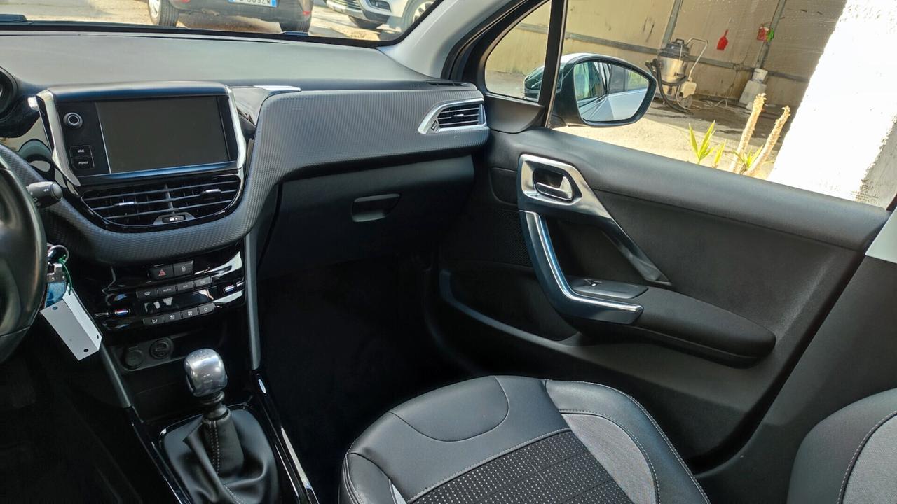 Peugeot 2008 1.6 e-HDi 115 CV Stop&Start Allure