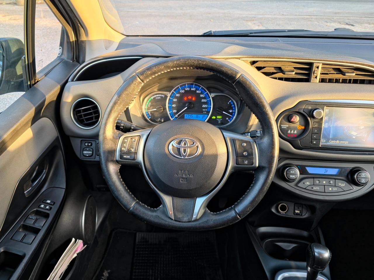 Toyota Yaris 1.5 Hybrid 5 porte Active E6B Automatica NEO 2016