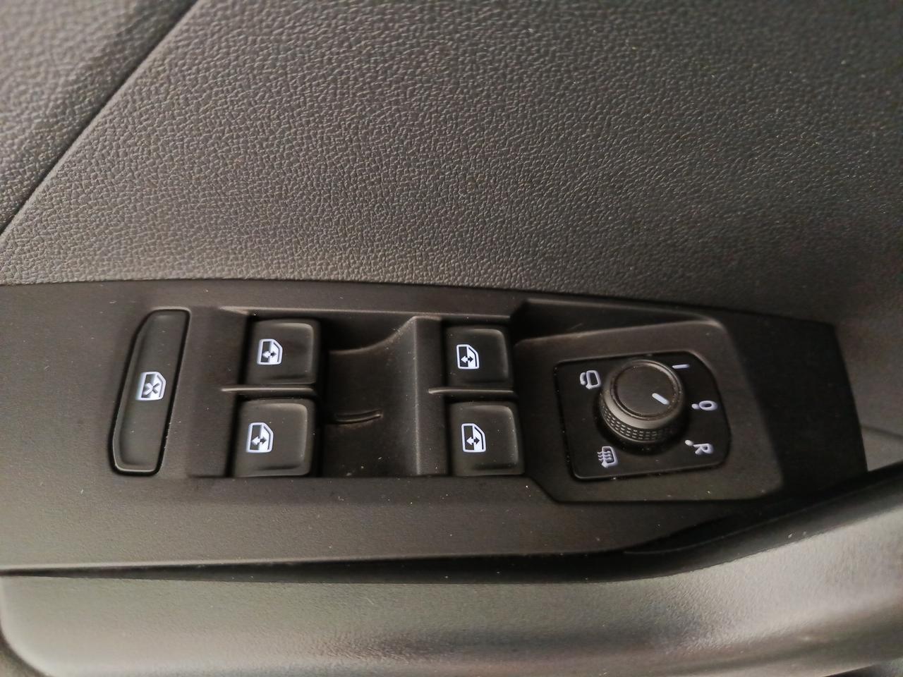 VOLKSWAGEN T-Cross - T-Cross 1.0 TSI Style BMT